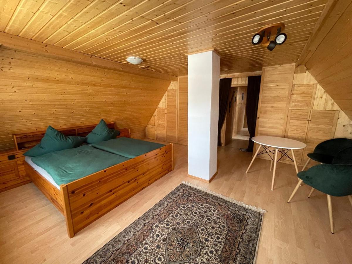 Appartamento Haus Tannenzaepfle Waldachtal Esterno foto