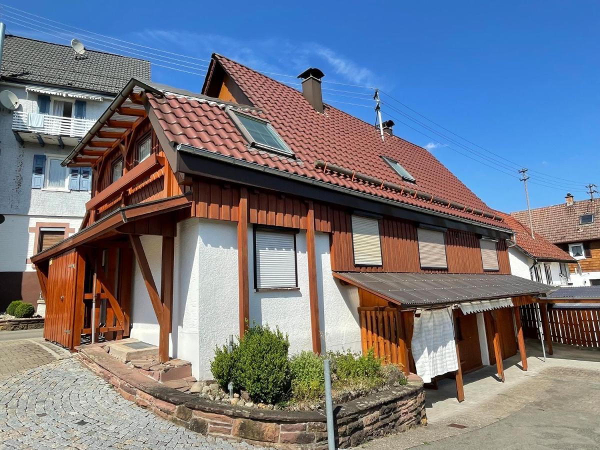 Appartamento Haus Tannenzaepfle Waldachtal Esterno foto